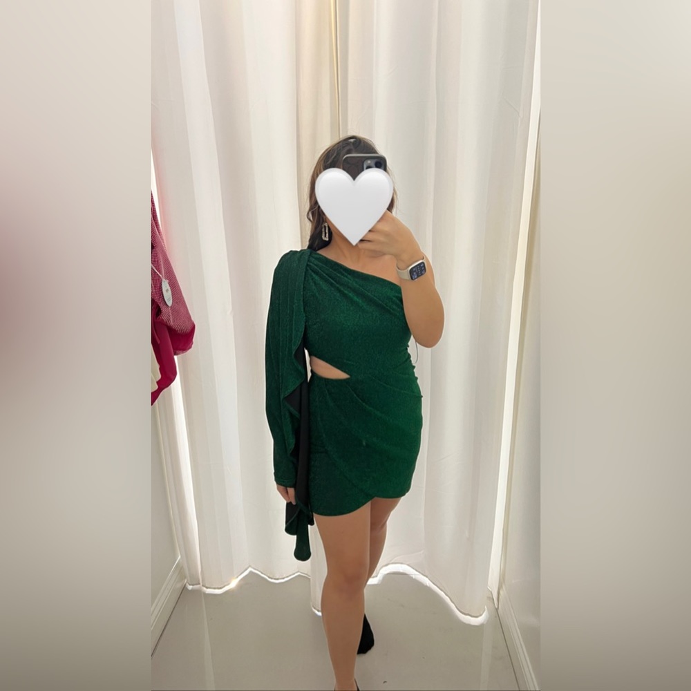 Sparkly emerald green off-the-shoulder dress